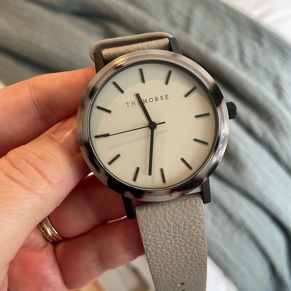 The Horse Resin Watch - Picture 4 of 5